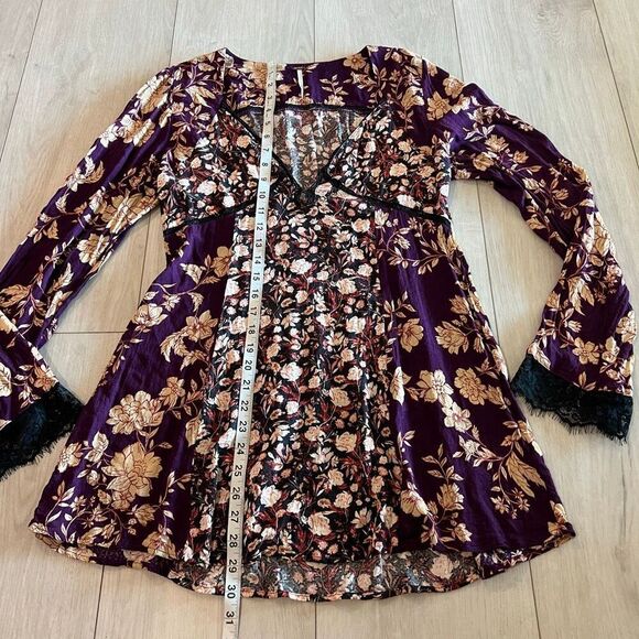 Free People | Odette Floral Long Sleeve Tunic size m - Picture 2 of 10
